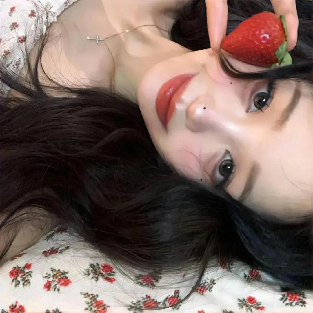 男人与婴儿